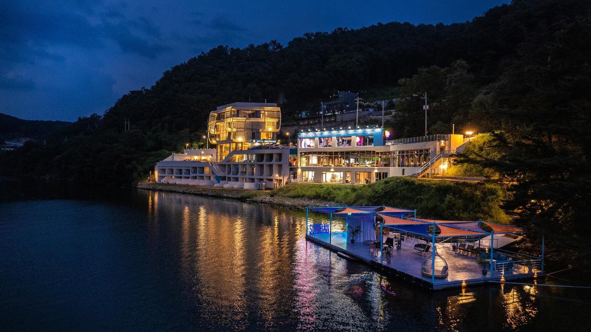Gapyeong Suiteian Hotel&Resort Exteriér fotografie